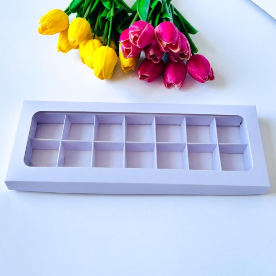 14 Bölmeli Special Çikolata Kutusu