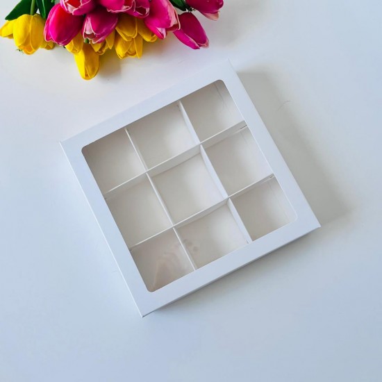 21x21x4 Pencereli Karton Kutu (9 Bölmeli)