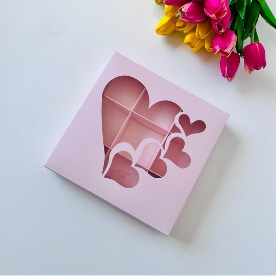 21x21x4 Pencereli Karton Kutu-Kalp (9 Bölmeli)