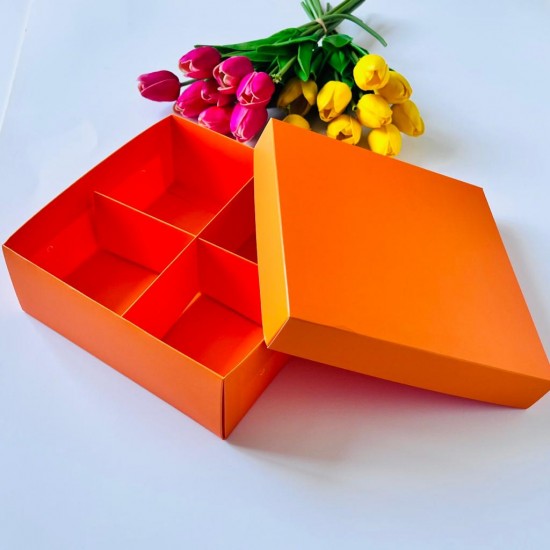 21x21x8 Karton Kutu-4 Bölmeli