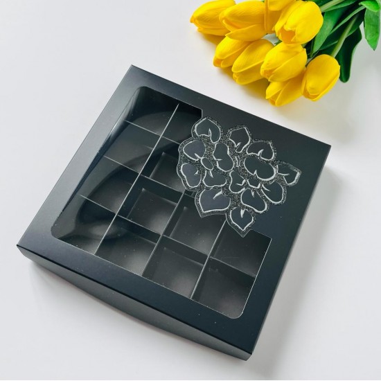 16 Bölmeli Sarı Simli Çiçek Tasarımlı Çikolata Kutusu (Desen 1)