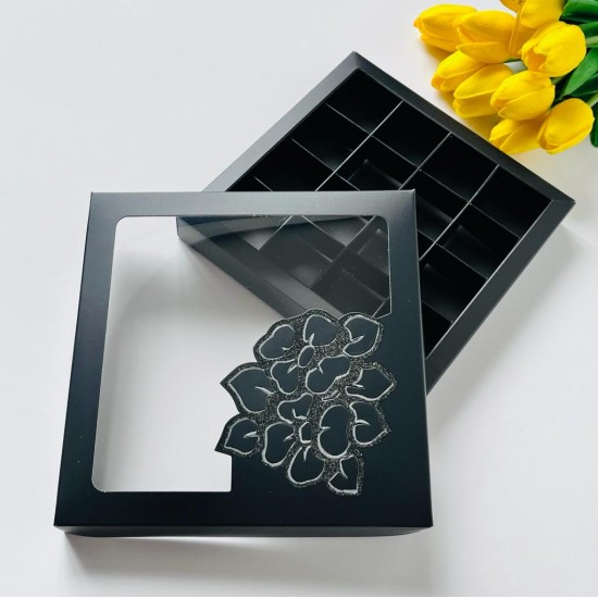 16 Bölmeli Sarı Simli Çiçek Tasarımlı Çikolata Kutusu (Desen 1)