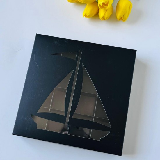 16 Bölmeli Çikolata Kutusu-Yelkenli