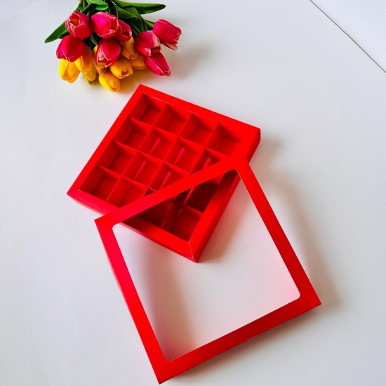 16 Bölmeli Pencereli Çikolata Kutusu