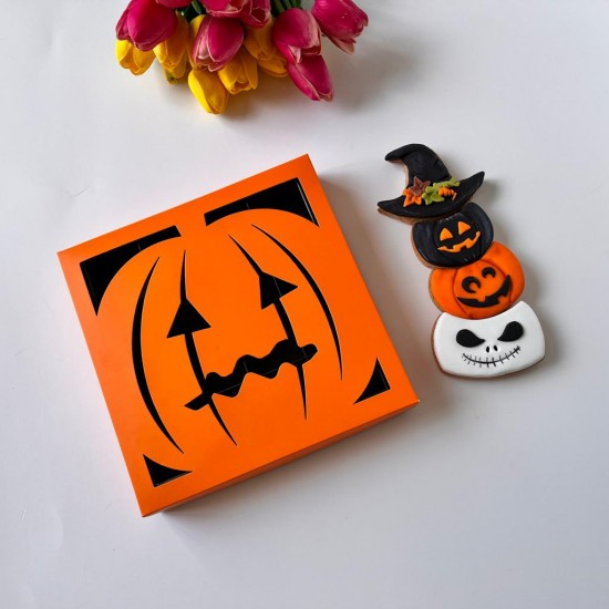 16 Bölmeli Pencereli Bal Kabağı Tasarımlı Halloween Çikolata Kutusu 