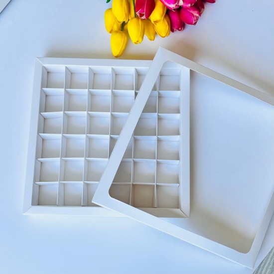 36 Bölmeli Pencereli Çikolata Kutusu