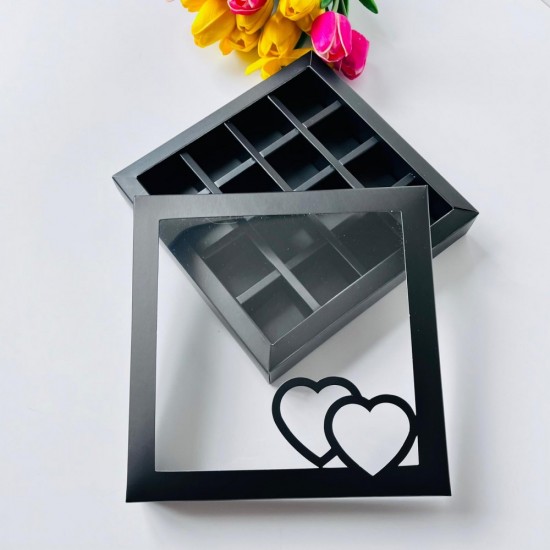 16 Bölmeli Çikolata-Bonbon Kutusu Kalp (Geniş Bölmeli)