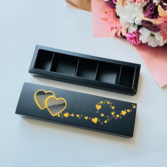 5 Bölmeli İkili Kalp Tasarım Gold Yaldızlı Çikolata Kutusu
