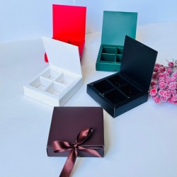 4 Bölmeli Karton Çikolata-Bonbon Kutusu