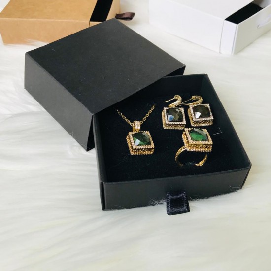 Takı Kutusu Karton Sürgülü Süngerli 8x8x3 