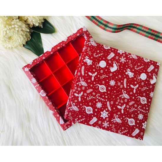 16 Bölmeli Karton Çikolata Kutusu