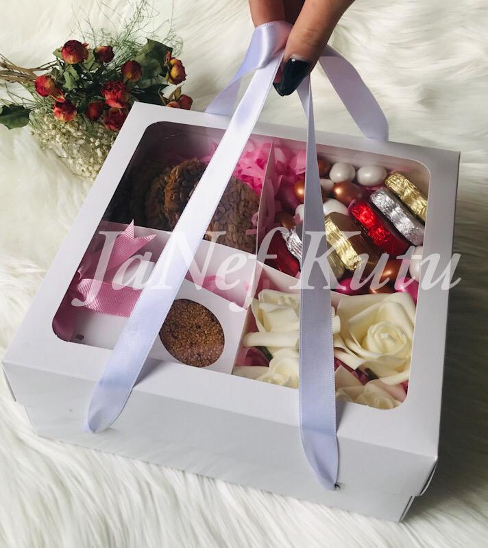 25x25x10 Pencereli Taşıma Kutusu-4 Bölmeli — ürün görseli