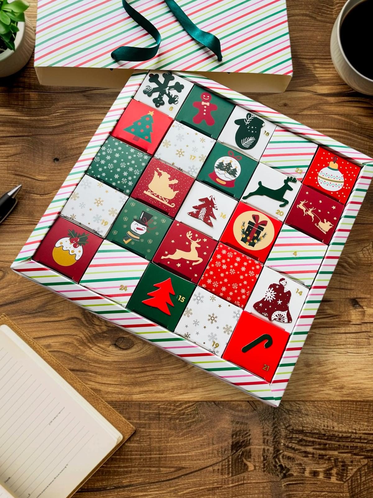 24 Gün(24 Days-Advent Takvimi) Çikolata-Bonbon-Kurabiye Kutusu — ürün görseli