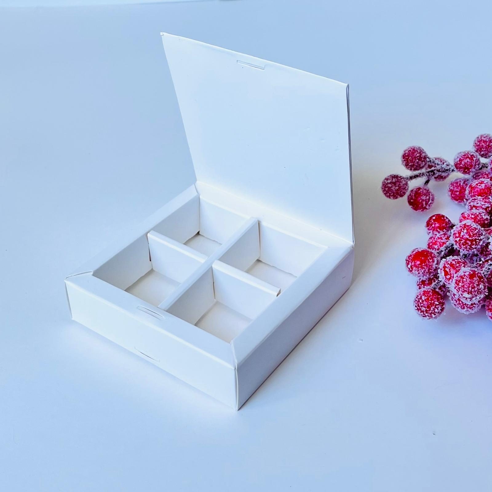 4 Bölmeli Karton Bonbon Çikolata Kutusu — ürün görseli